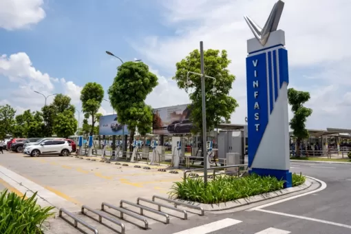 Chủ xe VinFast ở 80 thành phố có thể tìm thấy trạm sạc trong bán kính chỉ 3,5km