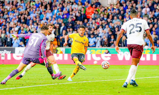 Ngôi sao châu Á ghi “bàn thắng đẹp” cho Wolves