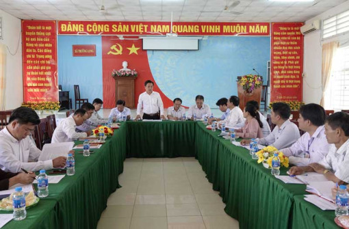 Kiểm tra việc thực hiện quy chế dân chủ tại xã Trường Long