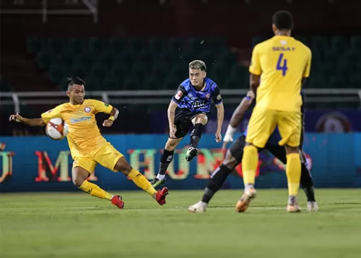 V.League 2023-2024 khởi động hấp dẫn