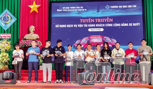 Tiện ích khi sử dụng phương tiện công cộng - xe buýt