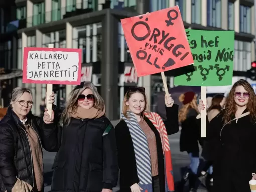 Phụ nữ Iceland đình công vì bình đẳng giới