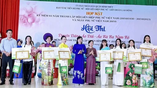 Sôi nổi kỷ niệm 20 năm thành lập quận Bình Thủy và TP Cần Thơ trực thuộc Trung ương