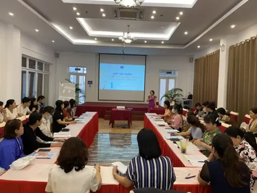 Tập huấn chăm sóc sức khỏe sinh sản, sức khoẻ tình dục cho vị thành niên