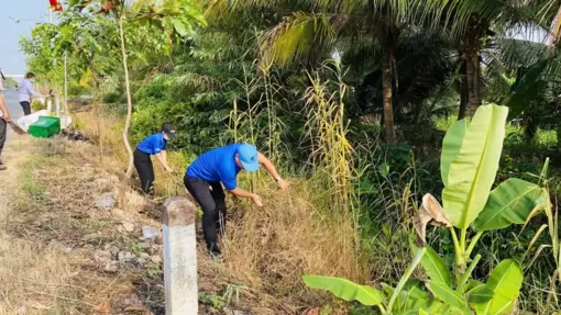 Tình nguyện đảm bảo trật tự, an toàn giao thông