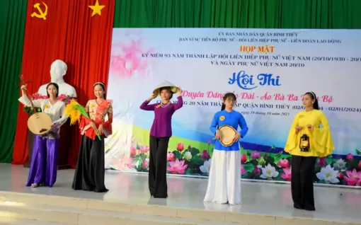 Nét duyên với chiếc áo dài - áo bà ba Nam bộ