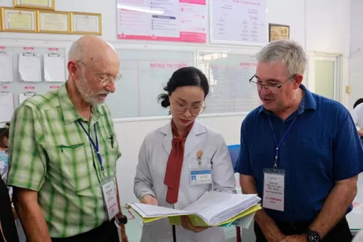 Hợp tác chăm sóc sức khỏe sinh sản toàn diện cho người dân miền Tây