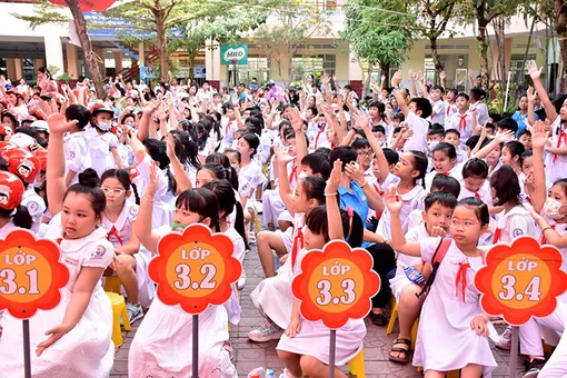 Hướng tới Ngày thế giới tưởng niệm nạn nhân tử vong do tai nạn giao thông năm 2023