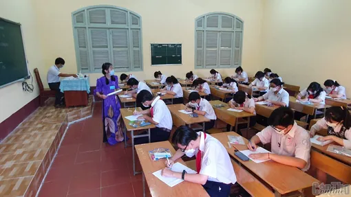 Ðề nghị điều chỉnh chỉ tiêu tuyển sinh vào lớp 10