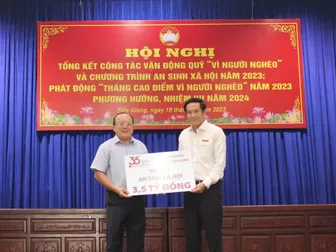 Dấu ấn nhân ái của Agribank Chi nhánh tỉnh Tiền Giang trong tháng cao điểm "Vì người nghèo"