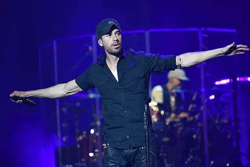 Enrique Iglesias phát hành album “Final (Vol 2)”