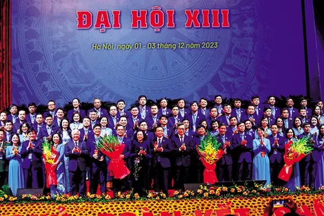 Bế mạc Ðại hội XIII Công đoàn Việt Nam