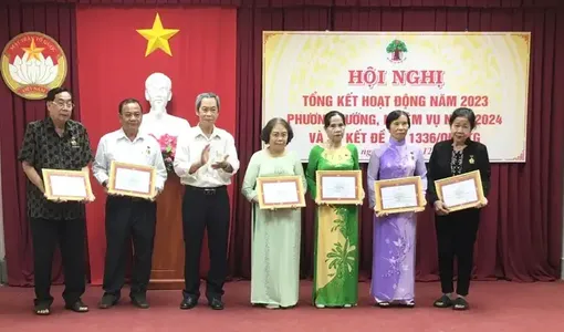 Đẩy mạnh hoạt động chăm sóc và phát huy vai trò người cao tuổi