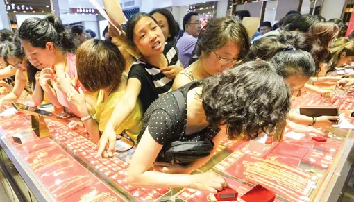 Xu hướng mua vàng tăng mạnh ở giới trẻ Trung Quốc