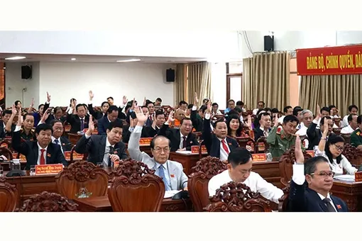 Ðề xuất các nhiệm vụ, giải pháp góp phần phát triển kinh tế - xã hội của thành phố