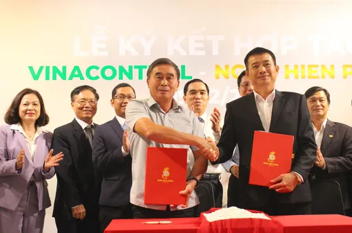 Cơ sở nuôi cấy ngọc trai duy nhất ở Phú Quốc ký hợp tác giám định ngọc trai