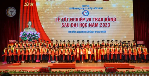 Trường Đại học Y Dược Cần Thơ trao tốt nghiệp đến 508 tân khoa chuyên khoa cấp I