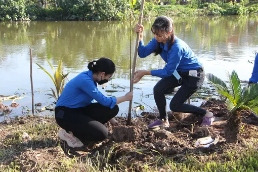 Tuyên truyền ứng phó biến đổi khí hậu, quản lý tài nguyên và bảo vệ môi trường