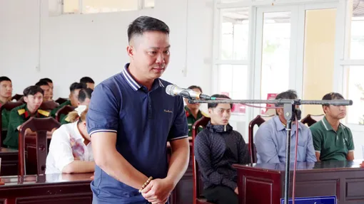 Lãnh 4 năm tù vì lái ô tô tông chết 2 người, bị thương 1 quân nhân