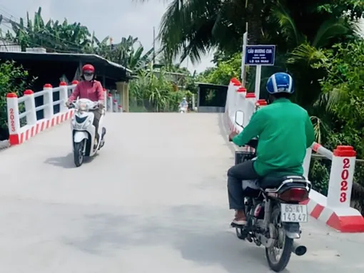 Huy động sức dân xây dựng hạ tầng giao thông