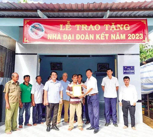 Chính sách hỗ trợ hộ nghèo thoát nghèo bền vững giai đoạn 2024-2025