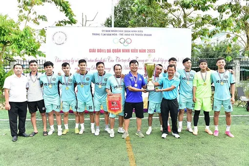 Phong trào bóng đá quận Ninh Kiều tiếp tục phát triển