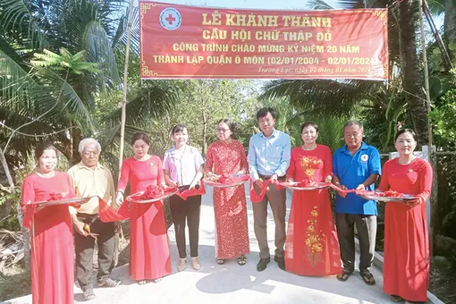 Khánh thành 2 cầu Hội Chữ thập đỏ