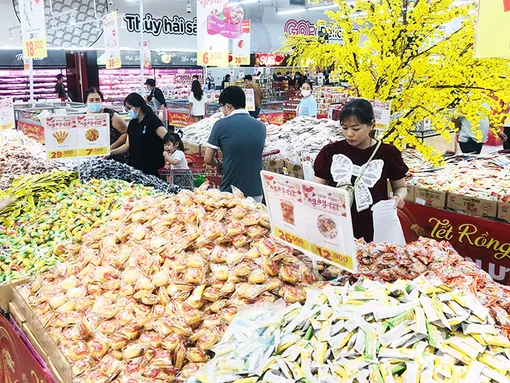 Cân đối chi tiêu Tết