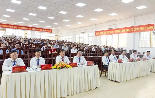 79 cán bộ thi nâng ngạch công chức và thăng hạng chức danh nghề nghiệp viên chức