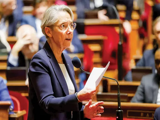 Thủ tướng Pháp từ chức