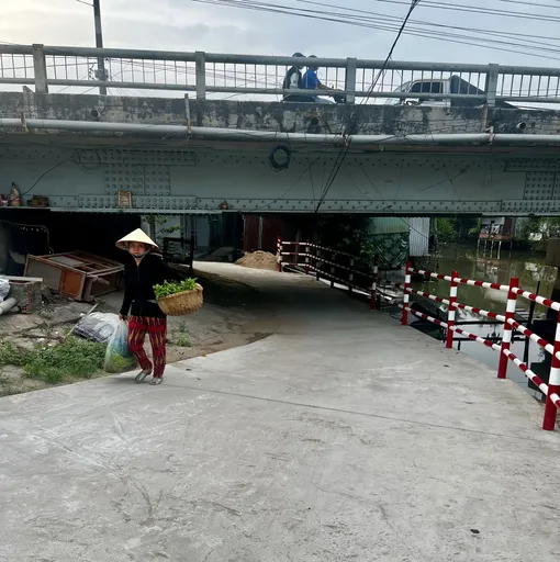 Đảm bảo an toàn giao thông cho người đi đường