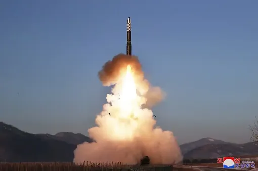 Triều Tiên phóng tên lửa đạn đạo