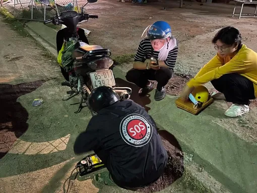 Biệt đội cứu hộ miễn phí của những chàng trai “xứ dừa”