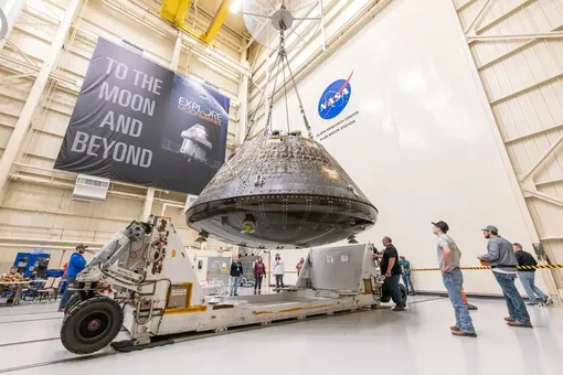 Mỹ lo chậm chân hơn Trung Quốc trên đường đua tới Mặt trăng