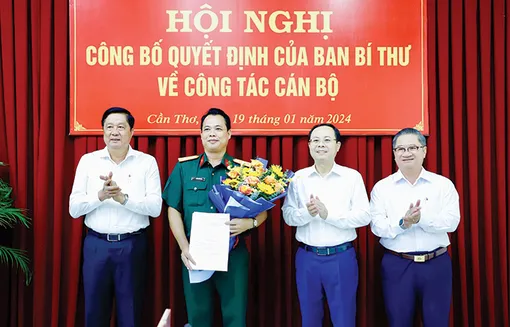 Công bố quyết định của Ban Bí thư về công tác cán bộ