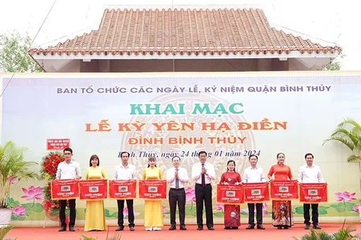 Long trọng tổ chức Lễ hội Kỳ yên Hạ điền Ðình Bình Thủy
