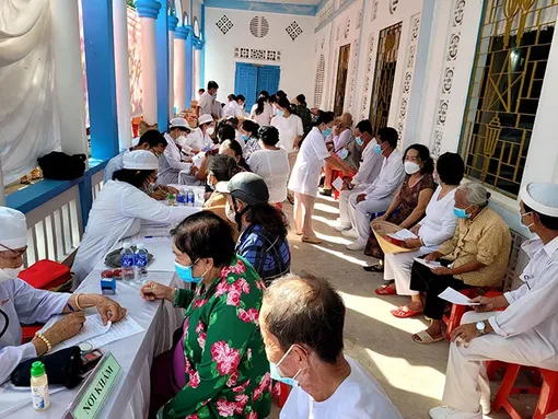 Tích cực tham gia các hoạt động từ thiện xã hội