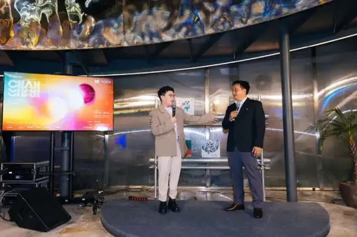 Hành trình của những người “đãi cát tìm vàng”