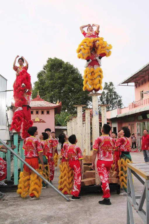 Háo hức chờ ngày khai hội Lân Sư Rồng