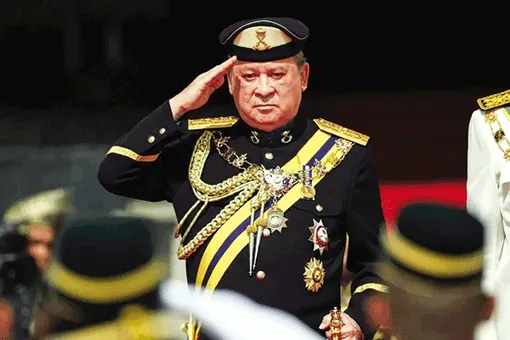 Quốc vương thứ 17 của Malaysia đăng quang