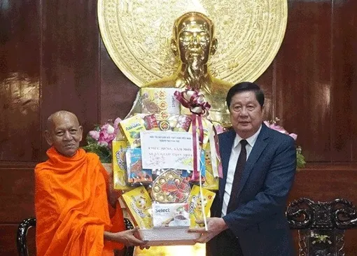Ban Trị sự Giáo hội Phật giáo Việt Nam TP Cần Thơ chúc Tết lãnh đạo thành phố
