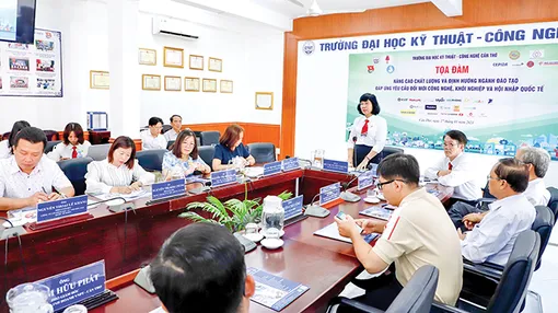 Linh hoạt gắn kết doanh nghiệp