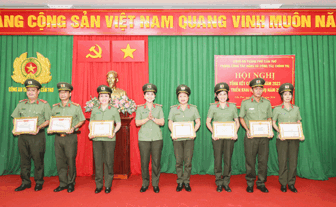 ធា​នា​សណ្ដាប់​ធ្នាប់ សុវត្ថិ​ភាព​សង្គម​លើ​ភូមិ​សាស្រ្ត