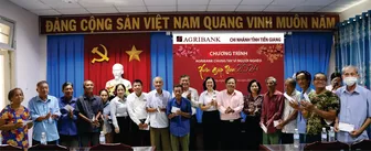 Agribank Chi nhánh Tiền Giang hỗ trợ 1.200 gia đình khó khăn dịp xuân Giáp Thìn Agribank Chi nhánh Tiền Giang hỗ trợ 1.200 gia đình khó khăn dịp xuân Giáp Thìn