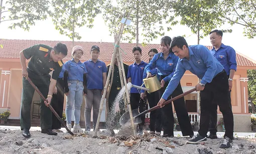 Triển khai 52.943 hoạt động tình nguyện nơi biên giới, hải đảo