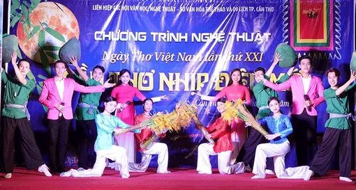 Ngày thơ Việt Nam lần thứ 22 có chủ đề “Bản hòa âm đất nước”