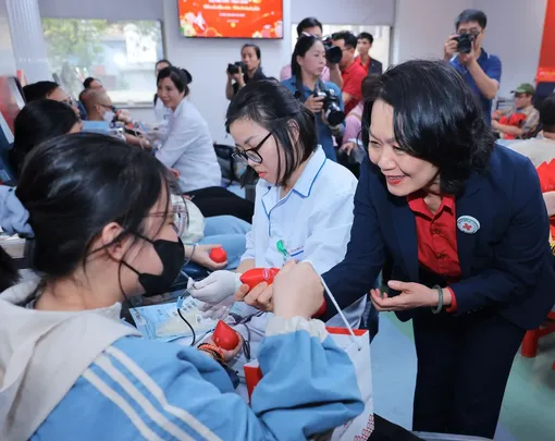 Hội Chữ thập đỏ Việt Nam phấn đấu trợ giúp 100.000 địa chỉ nhân đạo