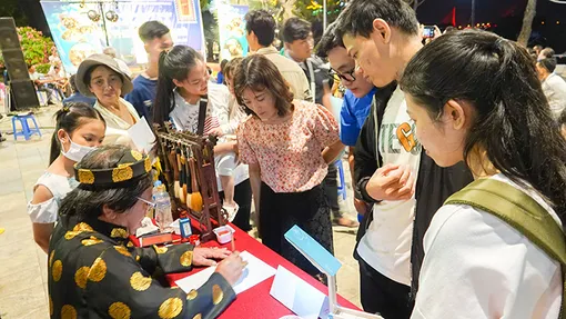 Thơ ca ở TP Cần Thơ, một dòng chảy âm thầm nhưng mạnh mẽ