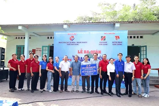 Agribank Chi nhánh tỉnh Kiên Giang ra quân Tháng Thanh niên 2024