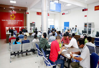 មជ្ឈ​មណ្ឌល​សេវា​កម្ម​រដ្ឋ​បាល​សាធា​រណៈ​ក្រុង​កឹង​ធើ ទើប​បើក​ដំ​ណើរ​ការ​